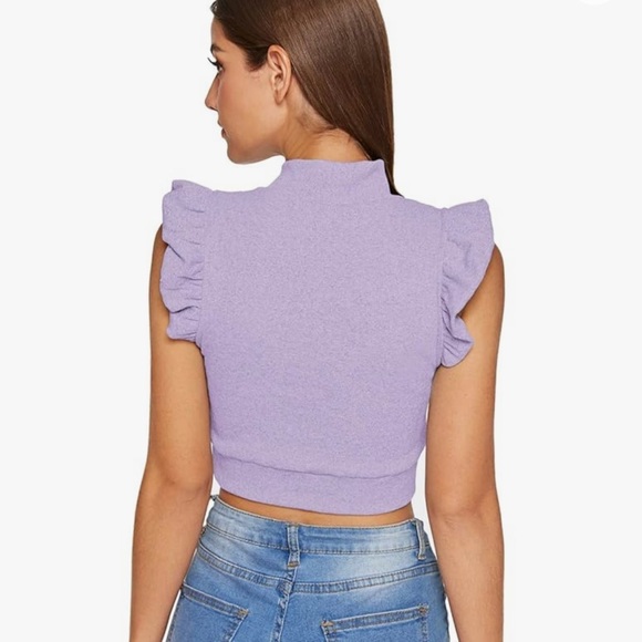 WDIRARA Amazon Ruffle High Neck Crop Top Size: XS - Picture 3 of 7